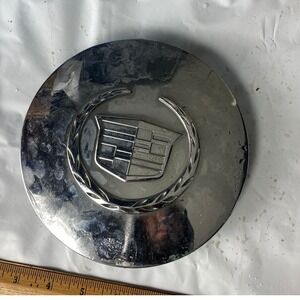 Cadillac OEM Wheel Center Cap Chrome Crest Wreath GM 9595219 Fits CTS 2010
